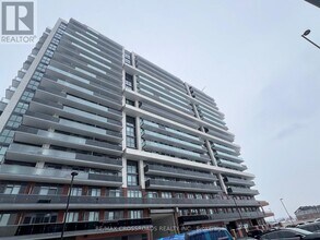 Building Photo - 2545 Simcoe St N