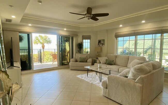 Living Room - 940 Gulf Blvd