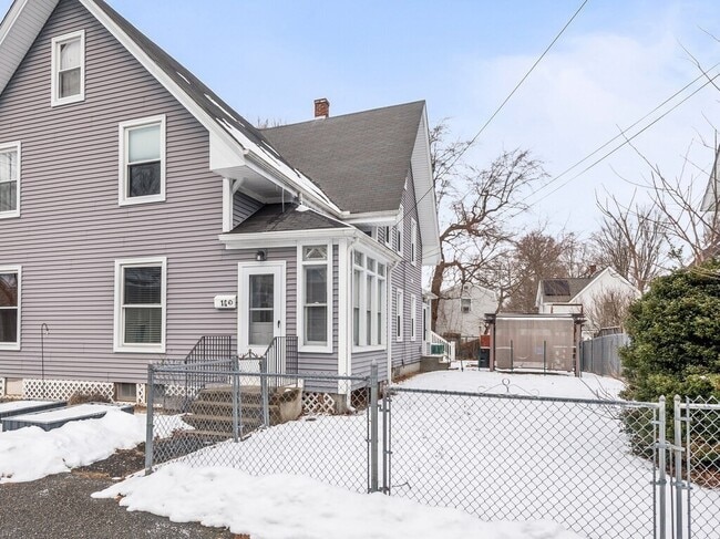 Foto del edificio - 16 Hampden Ave