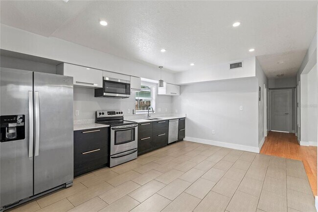 Foto del edificio - 2305 S Mills Ave