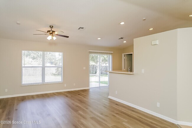 Foto del edificio - 1273 SW Curtis St