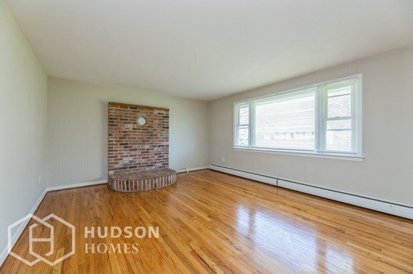 Building Photo - 51 Riverside Dr