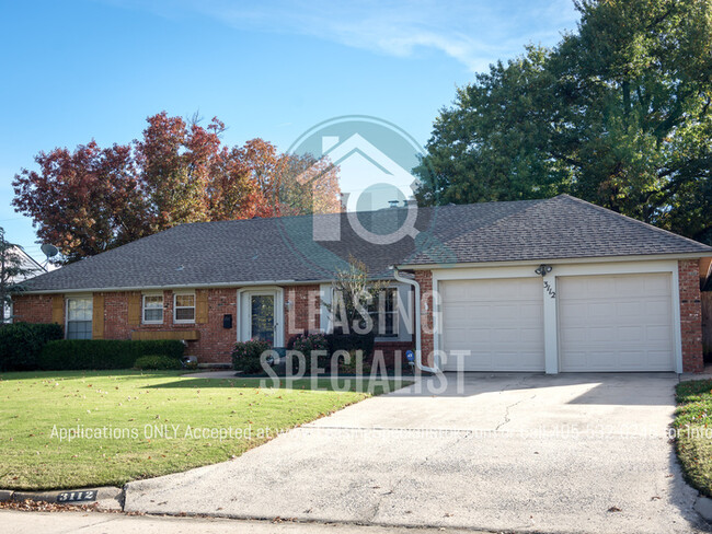 Building Photo - North West OKC 3 Bed 2 Bath House