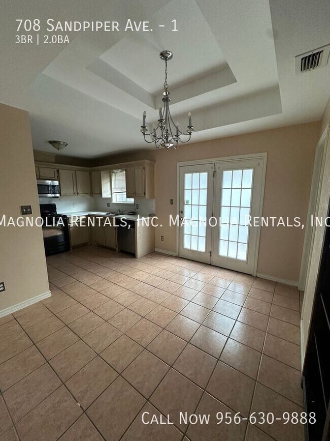 Foto del edificio - 708 Sandpiper Ave