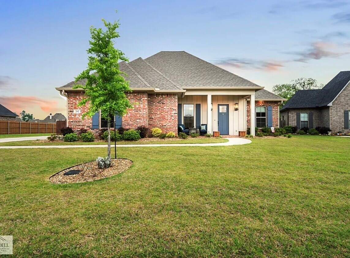 Foto principal - 262 Cullom Dr