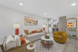 Building Photo - 609 12th Ave S