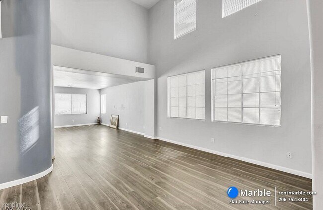 Foto del edificio - 4 br, 3 bath House - 9262 Eaton Creek Ct