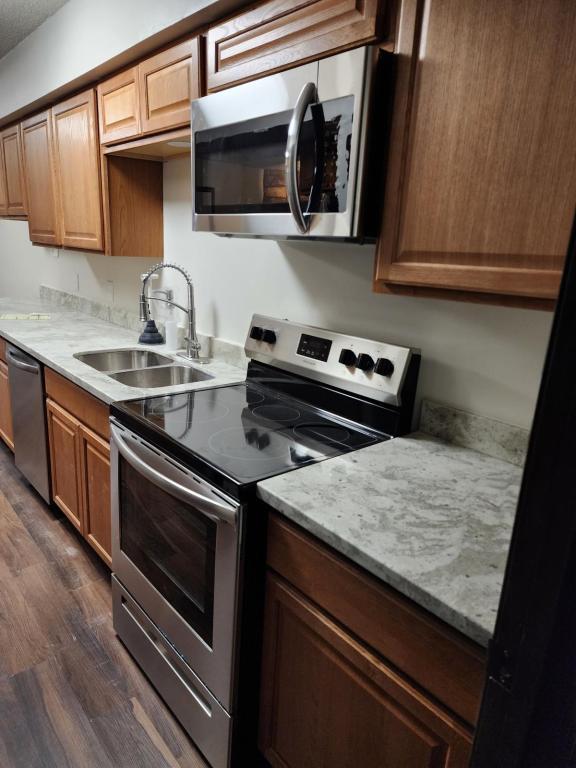 Foto del edificio - 3324 Seine St