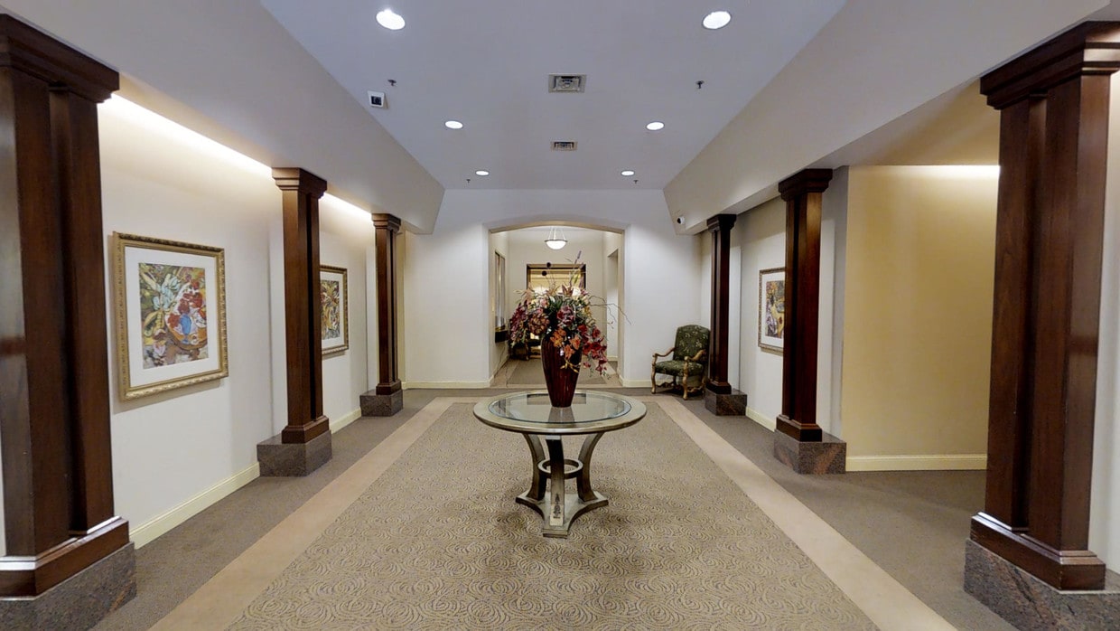 Photo - LaSalle Apartments