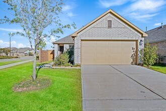 Building Photo - 8154 Royal Breeze Dr