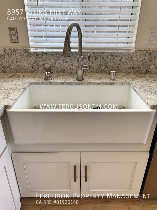 Foto del edificio - Well Appointed West Roseville Home Close t...