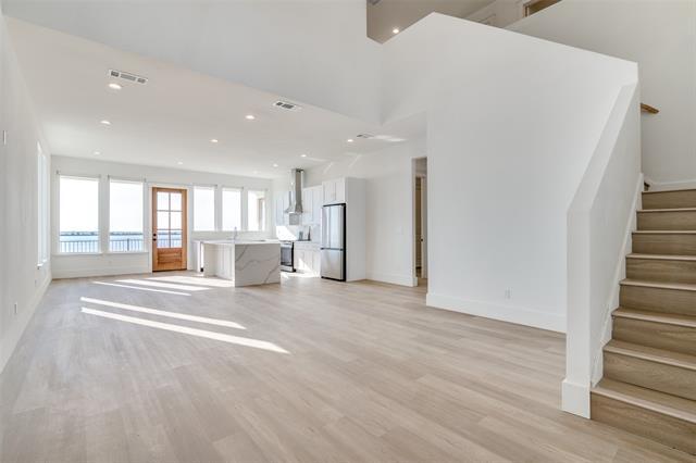 Foto del edificio - 5210 Lake Terrace Ct