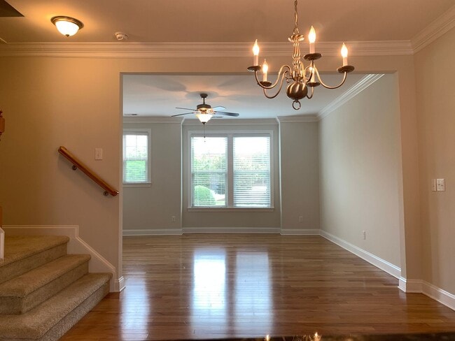 Building Photo - PRIME LOCATION, 3 Bedrooms Suites Apex TH Near HWY, Schools, Shops and Community Amenities!