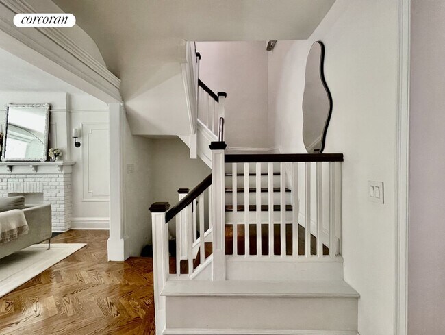 Foto del edificio - 1063A Sterling Pl