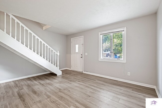 Building Photo - 3012 Menke Cir