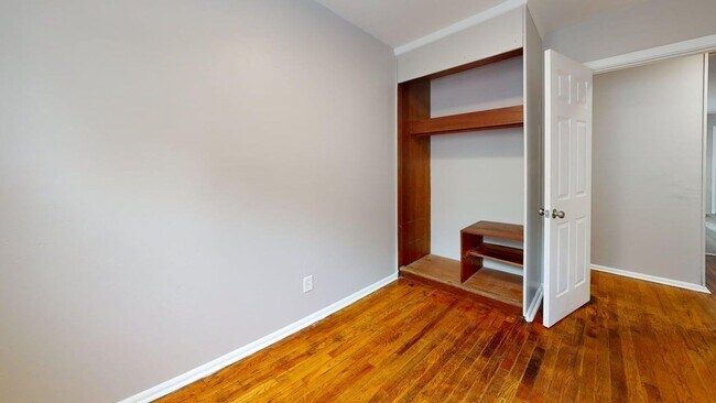 Foto del edificio - Renovated 3-Bedroom House in Cleveland!