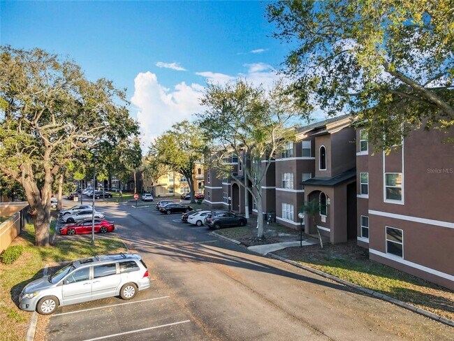 Building Photo - 4540 Commander Dr