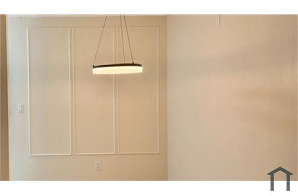 Foto del edificio - 819 Twin Lakes Dr