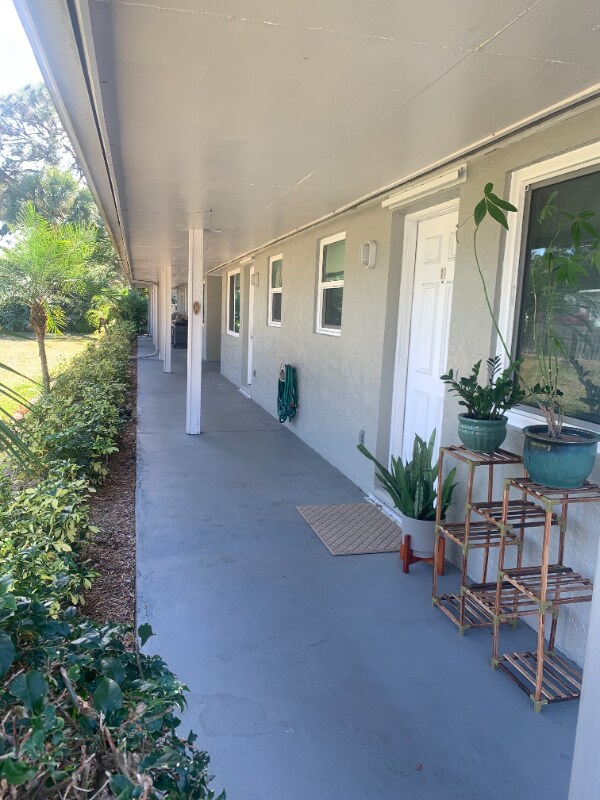 Foto del edificio - 860 NW 10th Terrace