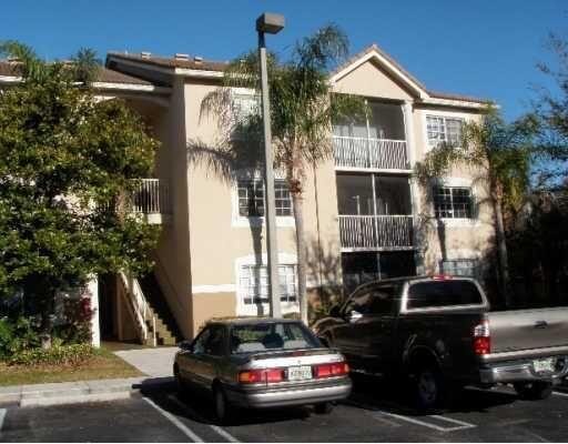 Foto principal - 8945 Okeechobee Blvd