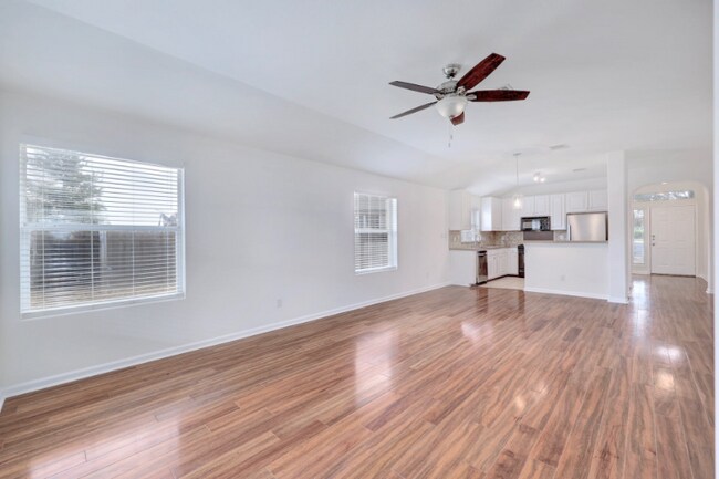 Foto del edificio - 1912 Avante Dr