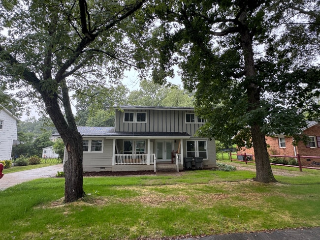 Building Photo - 6415 Hidden Forest Dr