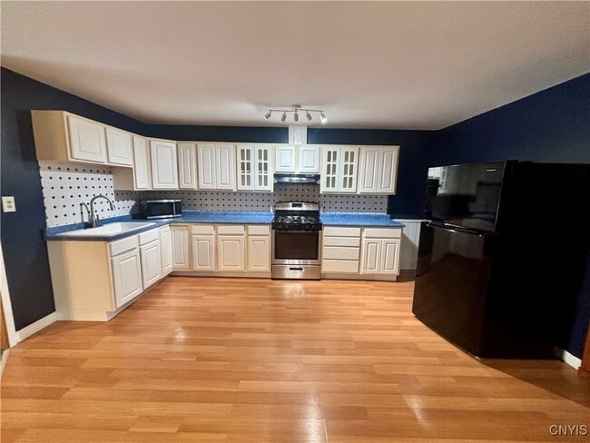 Building Photo - 9076 NY-289