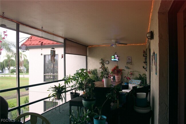 Foto del edificio - 4728 Orange Grove Blvd