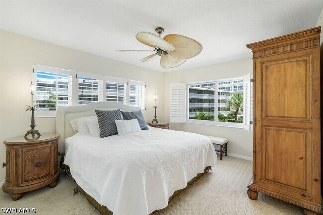 Foto del edificio - 1851 Gulf Shore Blvd N