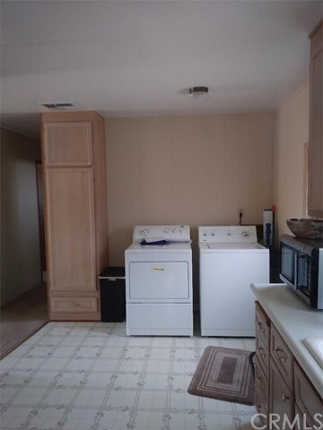 Foto del edificio - 2583 Hartley St