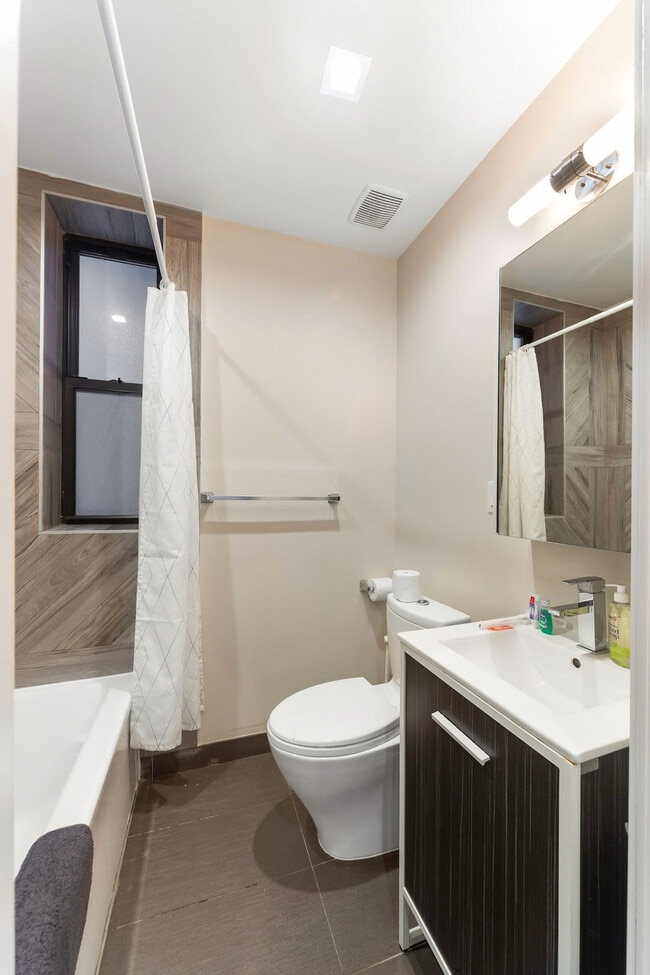 Building Photo - 420 E 59th St