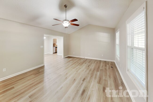 Foto del edificio - 1614 Barbara Ann Cir