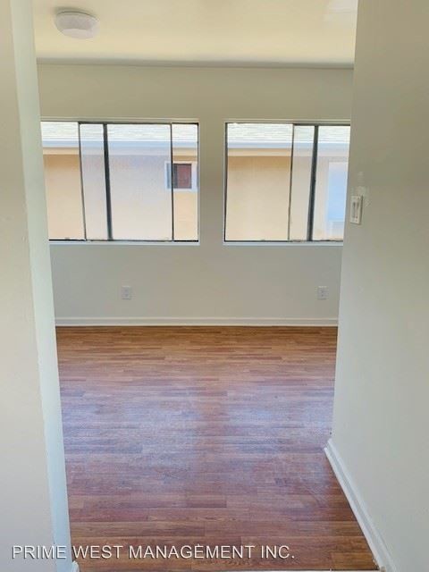 Building Photo - 10611 S Avalon Blvd