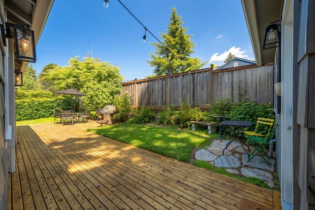 Building Photo - 2655 NW 86th St