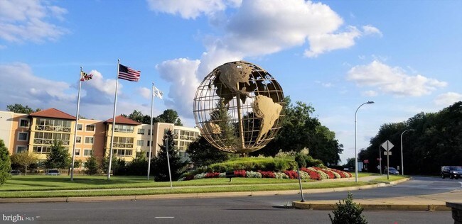 Foto del edificio - 15101 Interlachen Dr