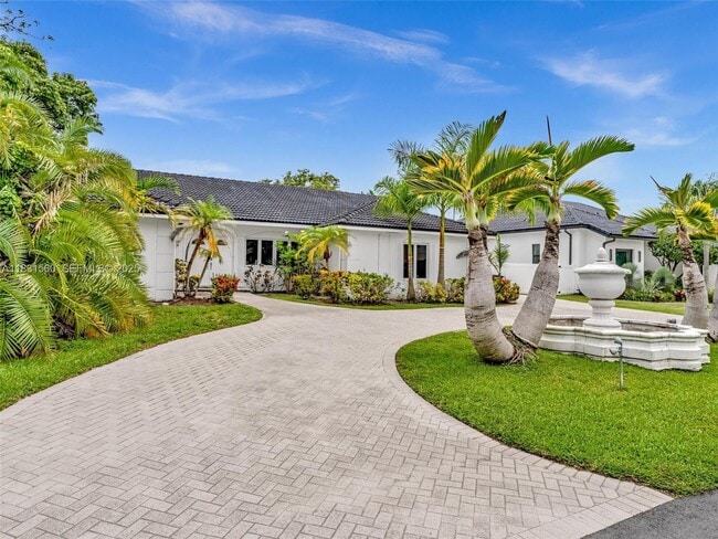 Foto del edificio - 413 Tamarind Dr