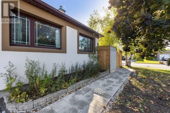 Building Photo - 46 Flint Ct