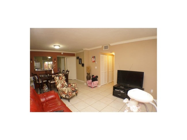 Building Photo - 7205 NW 173rd Dr
