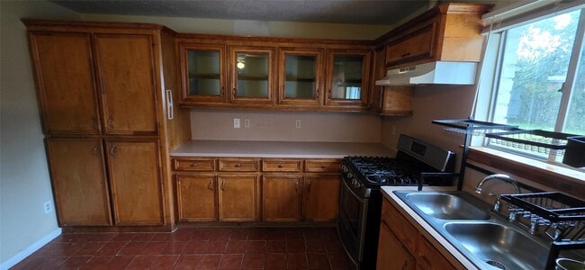 Building Photo - 1018 Forestburg Dr