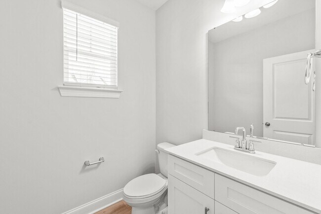 Building Photo - NEW Construction in Harrisburg!