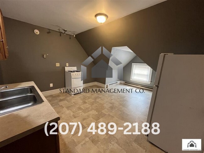 Foto del edificio - 16 West St