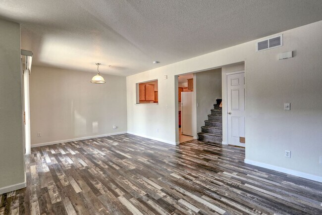 Building Photo - Welcome Home to Ridgen Farms!