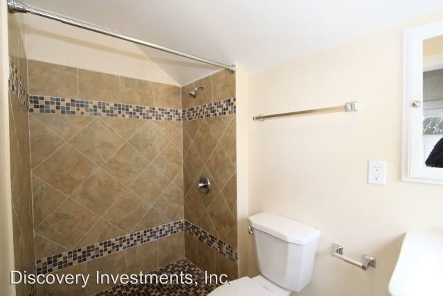 Foto del edificio - 2 br, 1 bath Apartment - 2604 Fulton Street