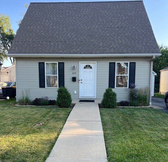 825 Albert Ave, Sycamore, IL 60178 House Rental in Sycamore, IL