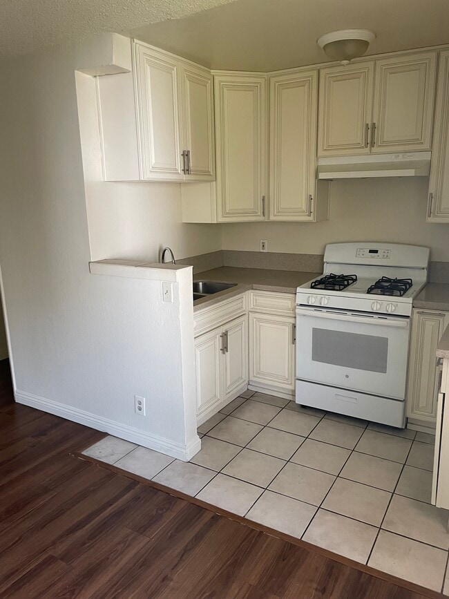 kitchen # 213 - 2218 Yosemite Dr.
