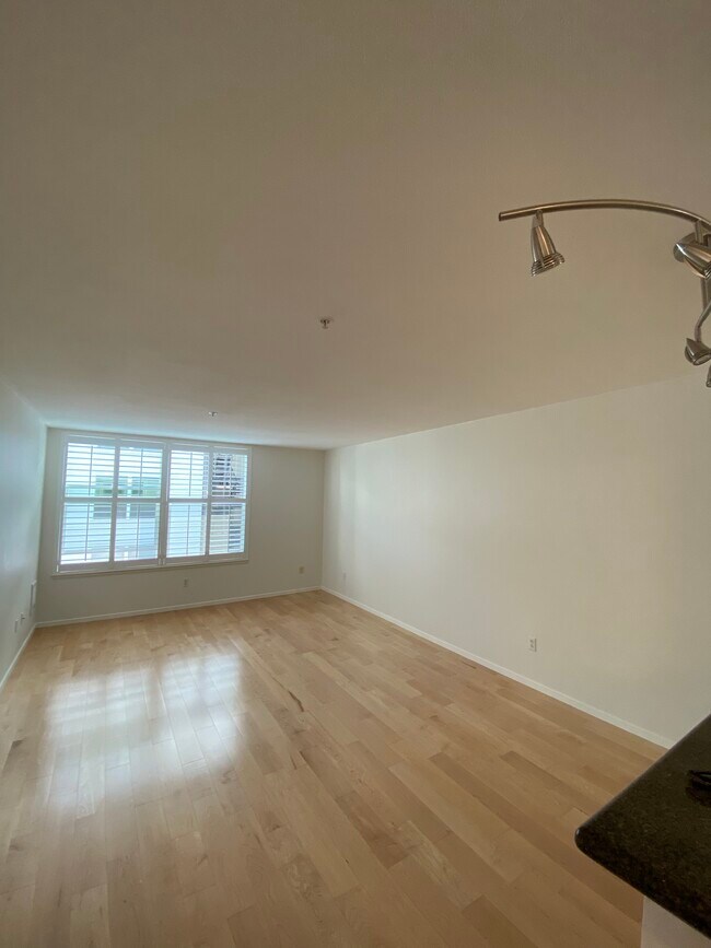 Foto del edificio - 8400 Oceanview Ter