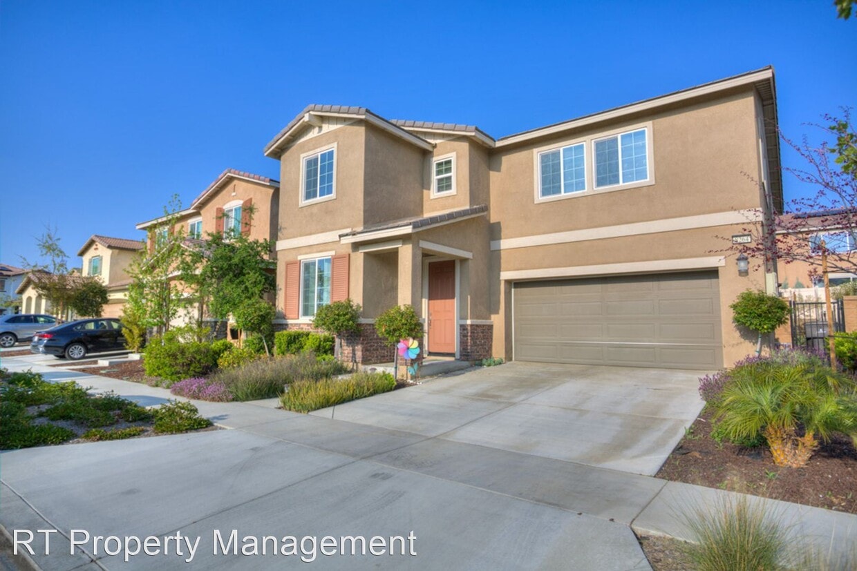 Primary Photo - 4 br, 3 bath House - 8264 Arancino Ct