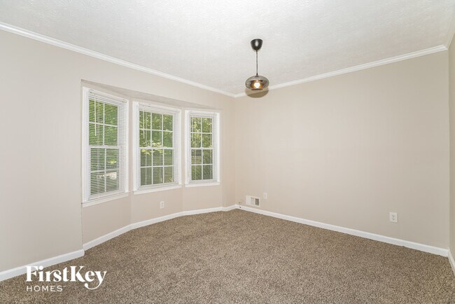 Building Photo - 2206 Stags Leap