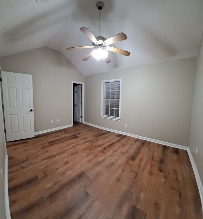 Photo - 3 Bed/3 Bath House