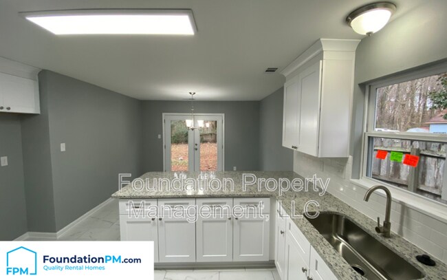 Building Photo - 2471 Flowering Tree Dr